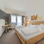 Madeleine Hotel