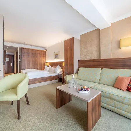 Madeleine Hotel 4*