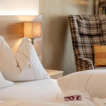 Madeleine מלון אוברגורגל