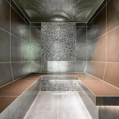 Hotell Madeleine 4*