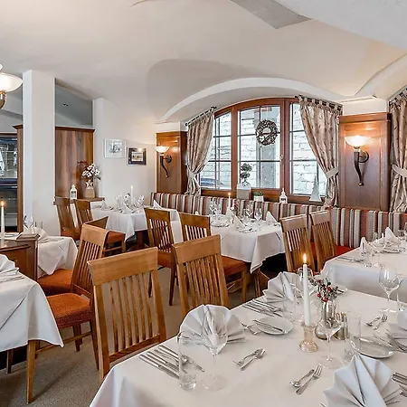 Madeleine Hotel 4*